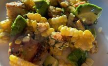 #saladepouletmaïsavocat #saladepoulet #recetteavecavocat #poulet #mais #maïs #avocat #saladeavocat